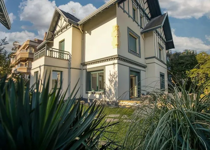Villa Completa Para 8 En Primera Linea De Playa