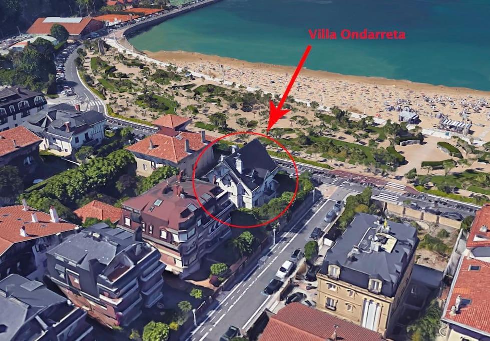 Completa 8 En Primera Linea De Playa Hébergement de vacances *